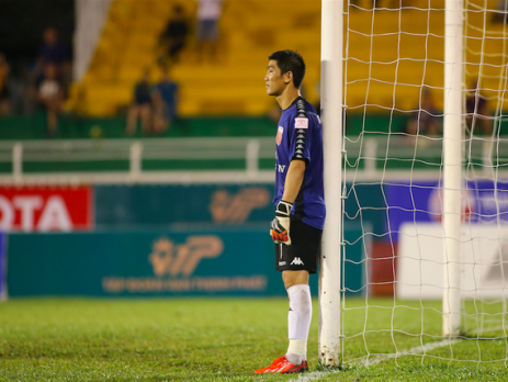 người chơi phản đối trọng tài