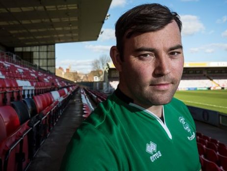 sự nghiệp bóng đá