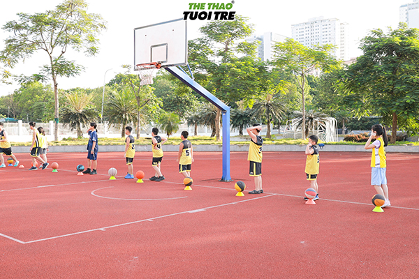 Lớp học bóng rổ ở Hà Nội