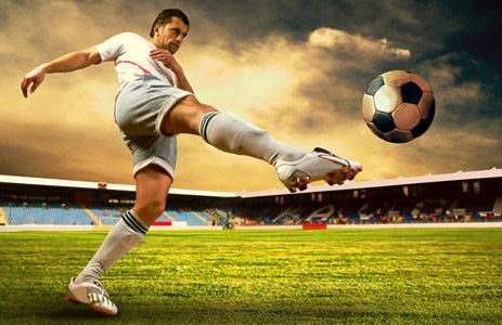 Cách sút bóng bằng mu bàn chân