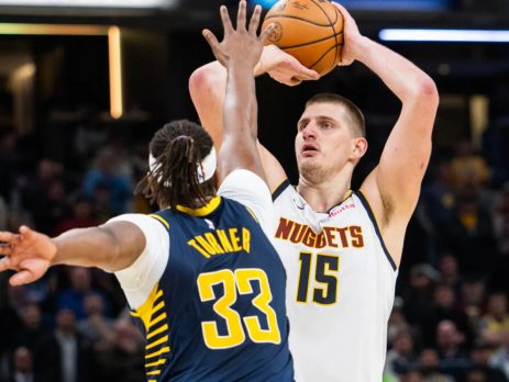 Nikola Jokic trở thành trung phong đầu tiên đạt 19 assists sau 56 năm