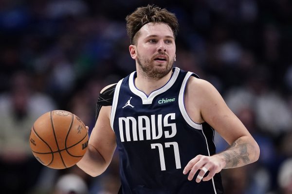 Phong độ của Doncic khiến nhiều người hoài nghi khi còn khoác áo Dallas